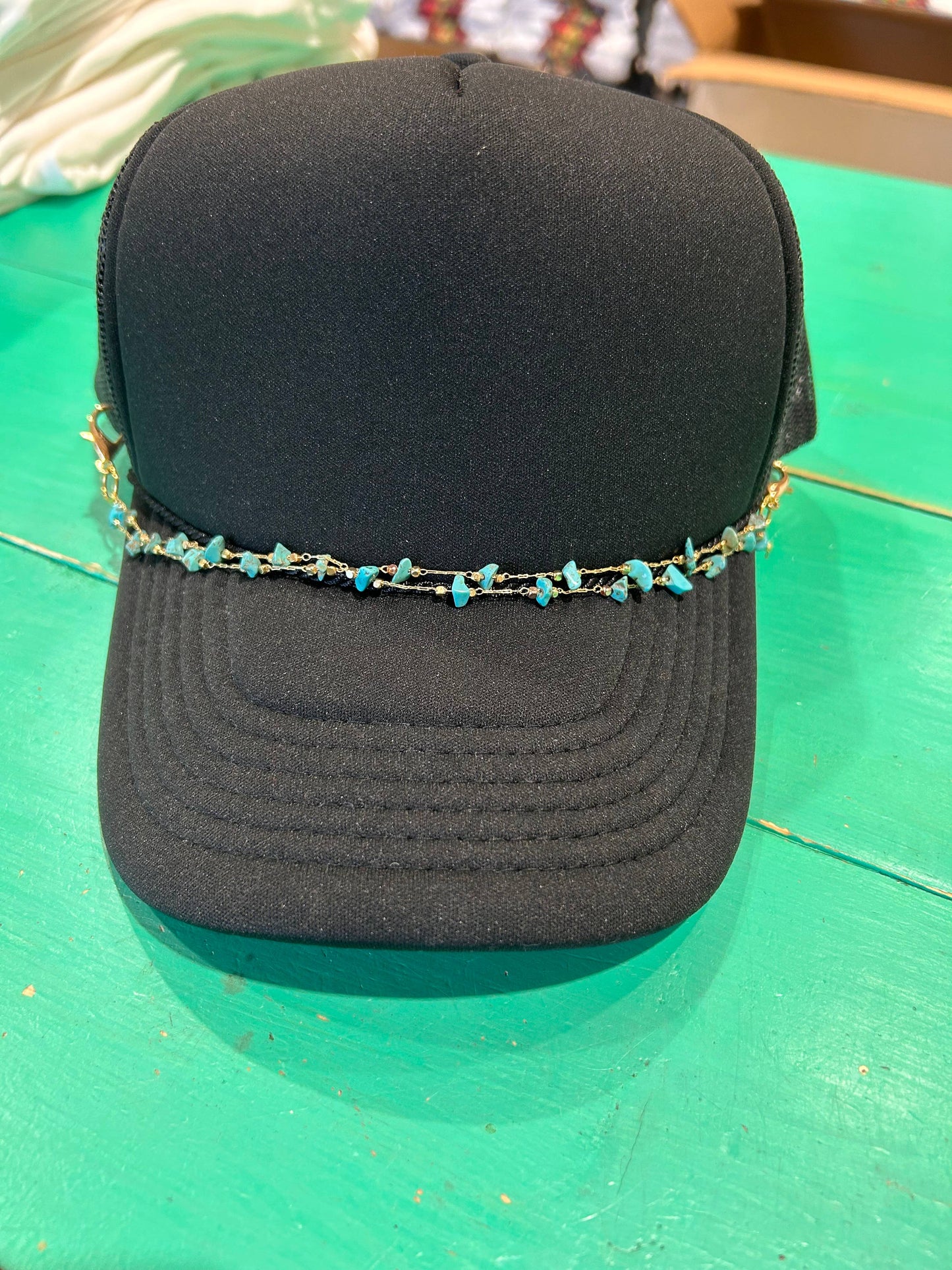 TURQUOISE DRIFT HAT CHAIN